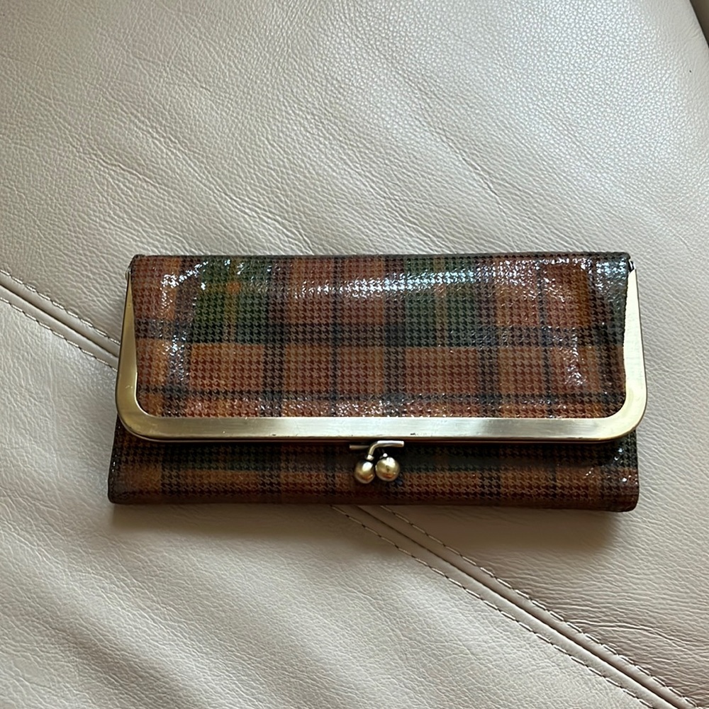 HOBO Houndstooth Plaid Leather Clutch Wallet